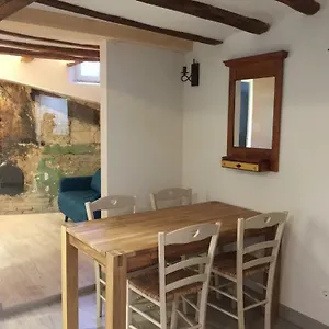 Mañueta Apartamento